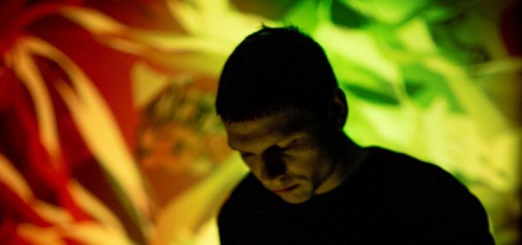 “rozswětlenje” – Lichtspiele Fassadenprojektion & audiovisuelle Live-Performance