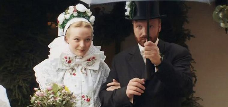 Per KunstBus zur Filmvorführung:  „Bei uns heißt sie Hanka“