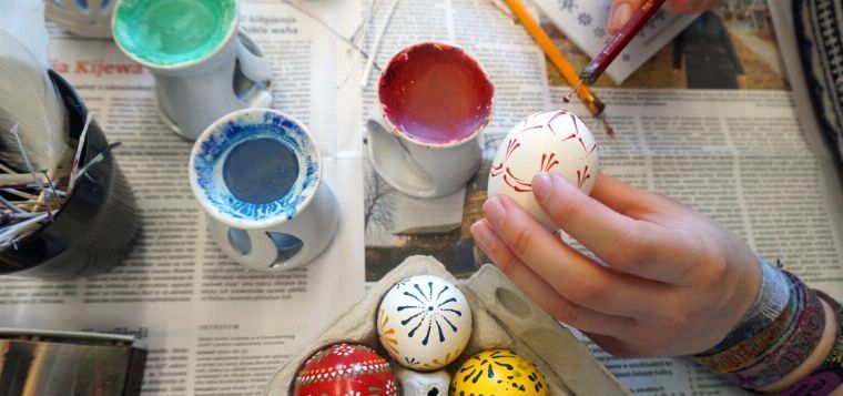 Workshops zum Verzieren von sorbischen Ostereiern